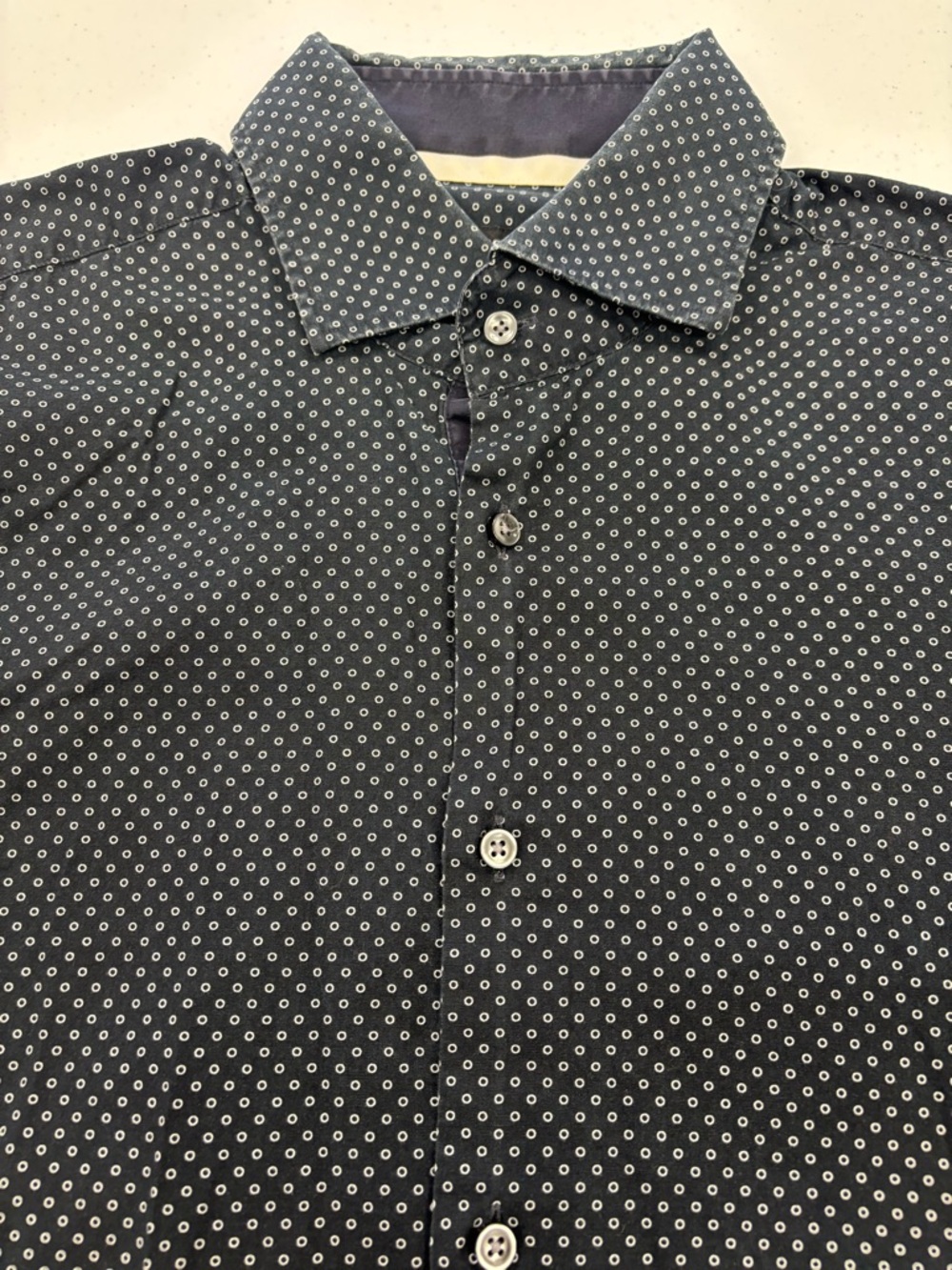 HUGO BOSS SHIRT MEN XL  BLACK W / SMALL WHITE CIRCLES LONG SLEEVE